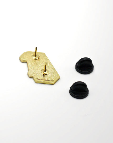 Back of 80s Arcade machine Gold Enamel Pin Badge retro gaming pin by Tania Harisha