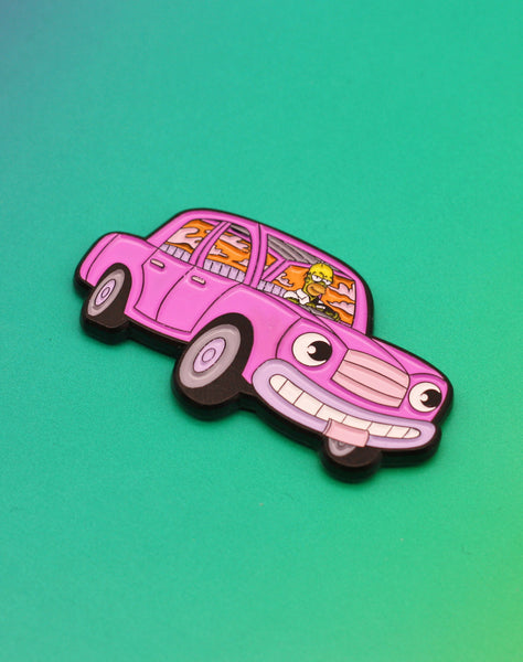 Close up rare funny stoned homer car parody enamel pin badge 